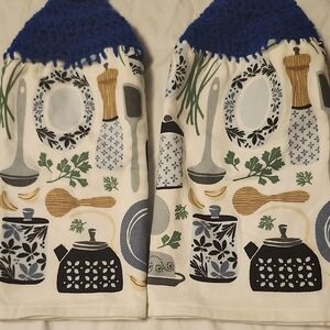 Blue and White Kitchen Towel Set